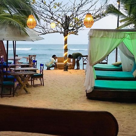 Hotel Toddy Unawatuna Exterior foto